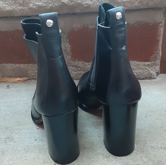 Sam Edelman heeled leather slide in booties - Picture 3 of 5